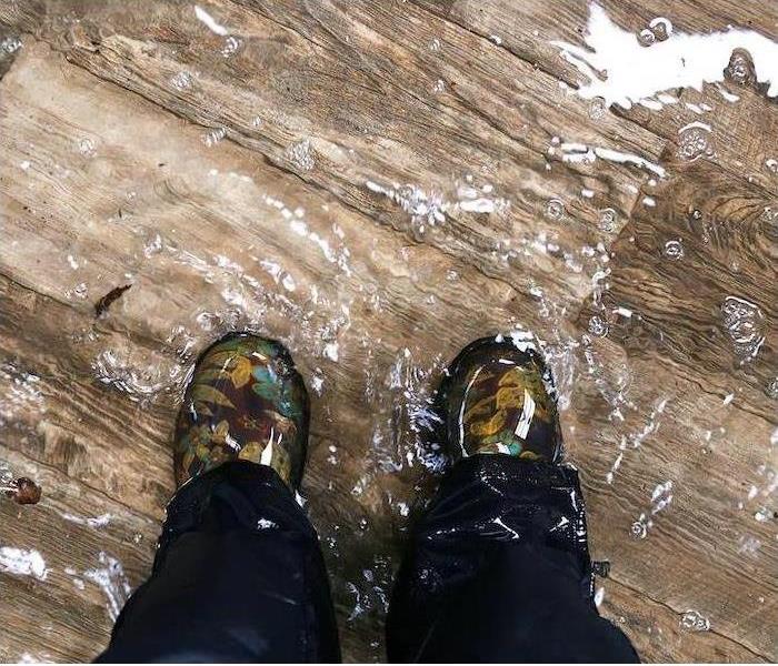 Flood On Feet 